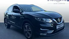 Black Used 2017 Nissan Qashqai N-Connecta SUV | £10,530 (Fair price)