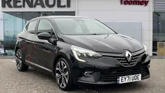 Black Used 2021 Renault Clio V Version S Hatchback | £12,395 (Fair price)