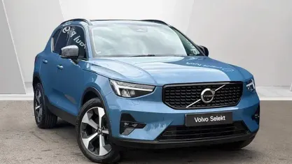 Used Volvo XC40 Ultimate 197 HP (144 kW) 2023 Blue SUV