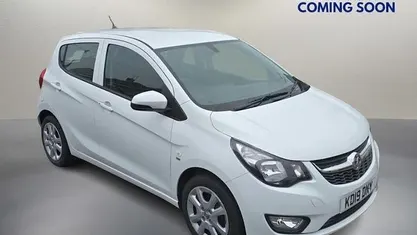 Used Vauxhall Viva 73 HP (53 kW) 2019 White Hatchback