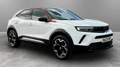 Used Vauxhall Mokka 131 HP (96 kW) 2023 White SUV
