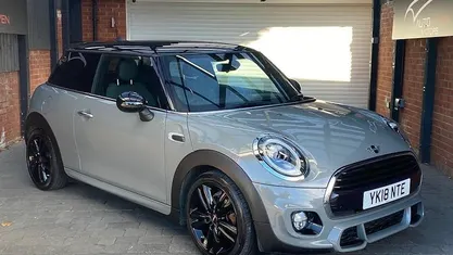 Used Mini Cooper Hatch 136 HP (100 kW) 2018 Hatchback