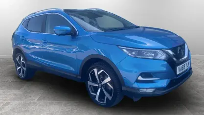 Used Nissan Qashqai Tekna 140 HP (102 kW) 2020 Vivid blue SUV