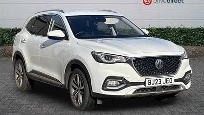 White Used 2023 MG HS Excite SUV | £14,150 (Fair price)