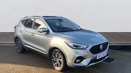 Used MG ZS Exclusive 111 HP (81 kW) 2024 Hatchback