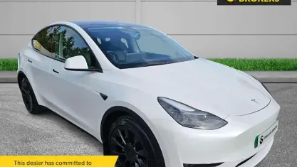 Used Tesla Model Y Long Range AWD 286 kW (389 HP) 2025 SUV