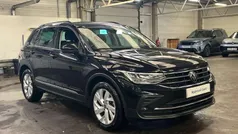 Black Used 2022 VW Tiguan Life SUV | £19,465 (Fair price)