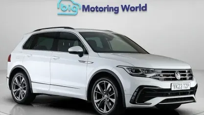 Begagnad VW Tiguan R-line 150 HK (110 kW) 2023 Vit SUV