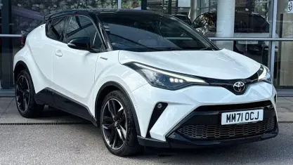 Used Toyota C-HR Sport 122 HP (89 kW) 2022 White SUV