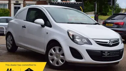 Used Vauxhall Corsa 97 HP (71 kW) 2014 Hatchback