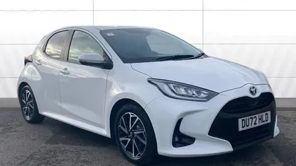 Used Toyota Yaris Hybrid Design 116 HP (85 kW) 2025 Hatchback
