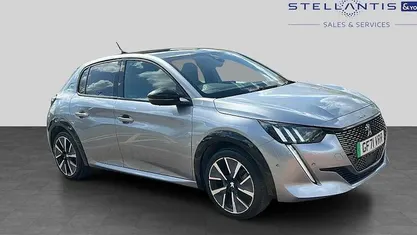 Used Peugeot e-208 Premium 100 kW (136 HP) 2022 Hatchback