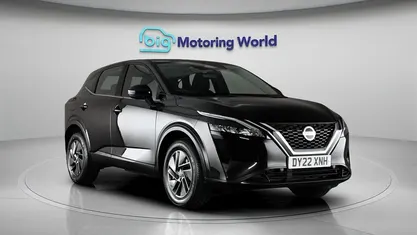 Second-hand Nissan Qashqai Acenta Premium 140 CP (102 kW) 2022 Negru SUV