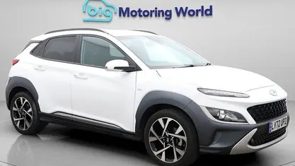 Second-hand Hyundai Kona Premium 120 CP (88 kW) 2022 SUV