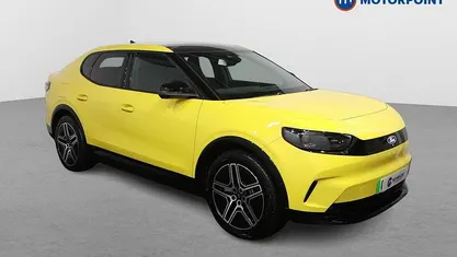 Used Ford Capri Premium 210 kW (286 HP) 2025 Yellow Hatchback