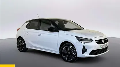 Used Vauxhall Corsa-e SRi 100 kW (136 HP) 2022 White Hatchback