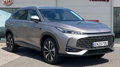 Used 2025 MG HS Trophy SUV | £25,454 (Fair price)