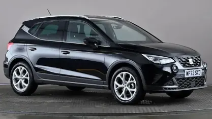 Used Seat Arona FR 110 HP (80 kW) 2023 Black SUV