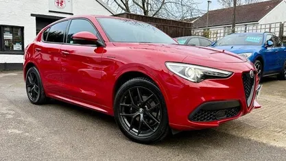 Used Alfa Romeo Stelvio Veloce 280 HP (205 kW) 2022 Red SUV