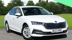Moon white metallic Used 2023 Skoda Octavia SE Technology Hatchback | £18,995 (Fair price)