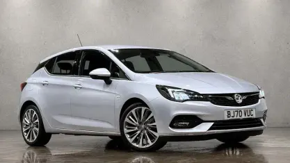 Used Vauxhall Astra SRi 145 HP (106 kW) 2020 Silver Hatchback