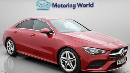 Begagnad Mercedes CLA180 AMG line 136 HK (100 kW) 2022 Röd Sedan