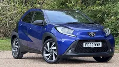 Juniper blue bitone Used 2022 Toyota Aygo Hatchback | £12,495 (Fair price)