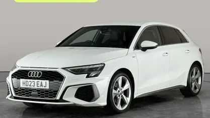 Second-hand Audi A3 Sportback S-Line 150 CP (110 kW) 2023 Alb Hatchback