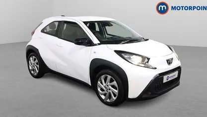 Used Toyota Aygo X PURE 72 HP (52 kW) 2025 SUV