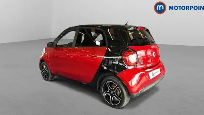 Used Smart ForFour Electric Drive Premium 60 kW (82 HP) 2022 Red Hatchback