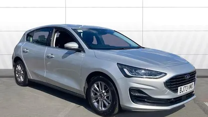 Used Ford Focus Titanium 125 HP (91 kW) 2023 Silver Hatchback