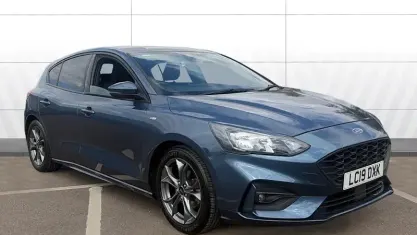 Used Ford Focus ST-Line 125 HP (91 kW) 2019 Blue Hatchback