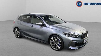 Usado BMW M135 306 HP (225 kW) 2024 Cinzento Citadino