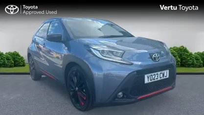 Used Toyota Aygo X 72 HP (52 kW) 2023 Grey SUV