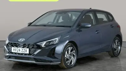 Używany Hyundai i20 Advanced 101 KM (74 kW) 2024 Szary Hatchback
