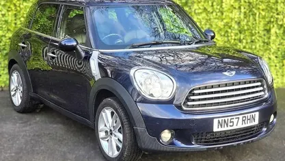 Used 2016 Mini Cooper Hatchback | £5,995 (Good price)