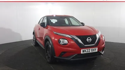 Used Nissan Juke Acenta 114 HP (83 kW) 2022 Red SUV