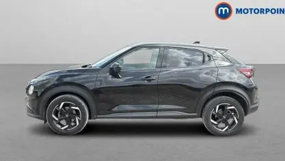 Used Nissan Juke N-Connecta 114 HP (83 kW) 2023 Black SUV