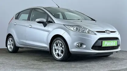 Used Ford Fiesta Zetec 82 HP (60 kW) 2012 Silver Hatchback