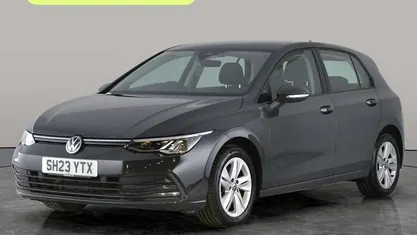 Used VW Golf VIII Life 150 HP (110 kW) 2023 Hatchback