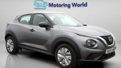 Używany Nissan Juke Acenta Premium 114 KM (83 kW) 2025 Szary SUV