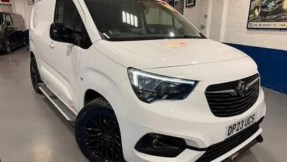 Used Vauxhall Combo 101 HP (74 kW) 2023 Van