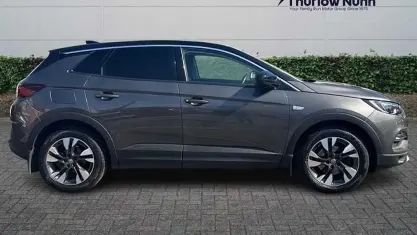 Used Vauxhall Grandland X SRi 131 HP (96 kW) 2020 Grey SUV