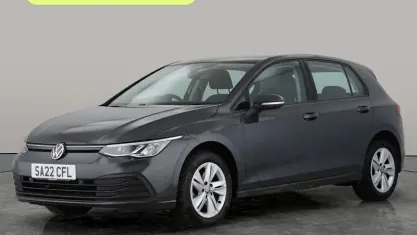 Second-hand VW Golf VIII Life 110 CP (80 kW) 2024 Hatchback