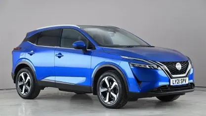 Used Nissan Qashqai S 140 HP (102 kW) 2021 Blue SUV