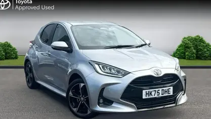 New Toyota Yaris 131 HP (96 kW) 2025 Silver Hatchback