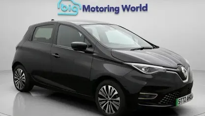 Used Renault Zoe Techno 100 kW (136 HP) 2022 Black Hatchback