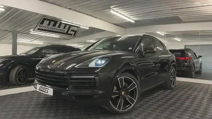 Used 2022 Porsche Cayenne Platinum Edition SUV | £58,995 (Fair price)