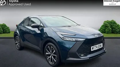 Used 2025 Toyota C-HR Design SUV | £25,496 (Fair price)