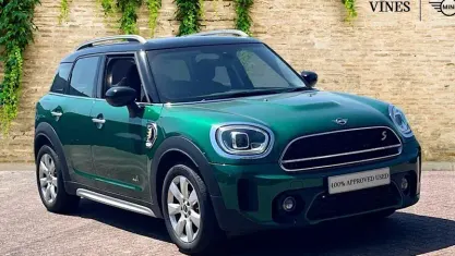 Used Mini Cooper S Classic 220 HP (161 kW) 2022 Hatchback